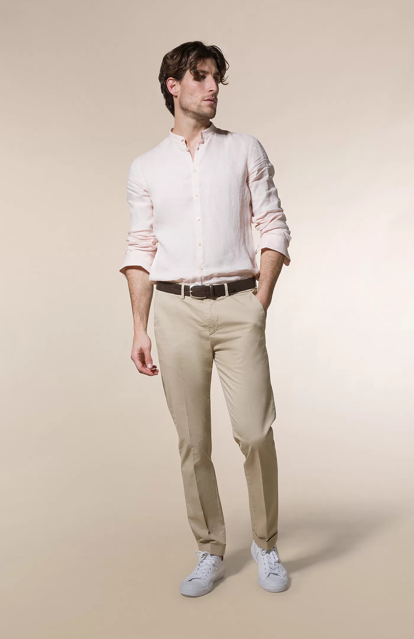 Pantaloni chino uomo cotone stretch sabbia con tasche